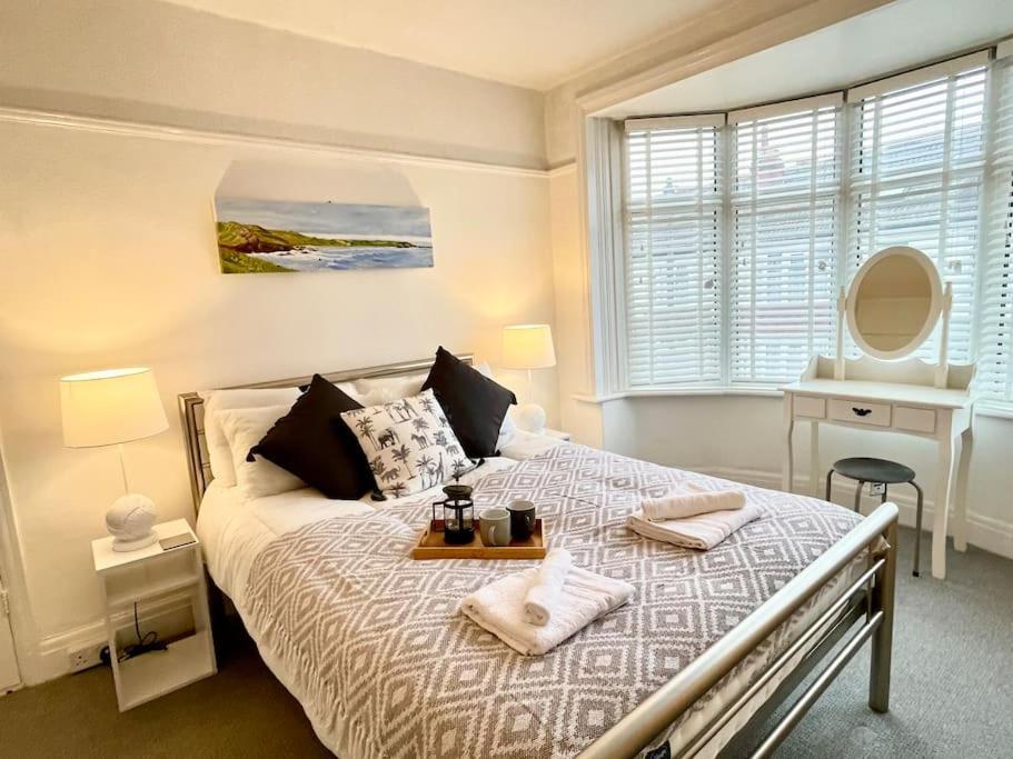 Portsmouth 3 Bedroom Getaway, Sleeps 6 Ngoại thất bức ảnh