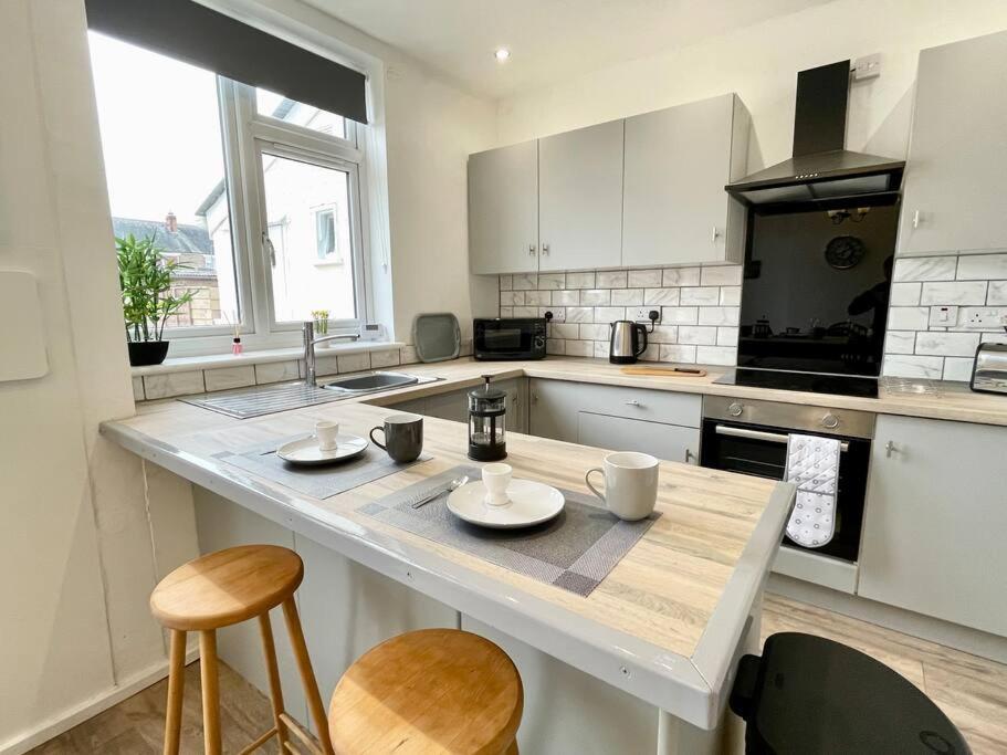 Portsmouth 3 Bedroom Getaway, Sleeps 6 Ngoại thất bức ảnh